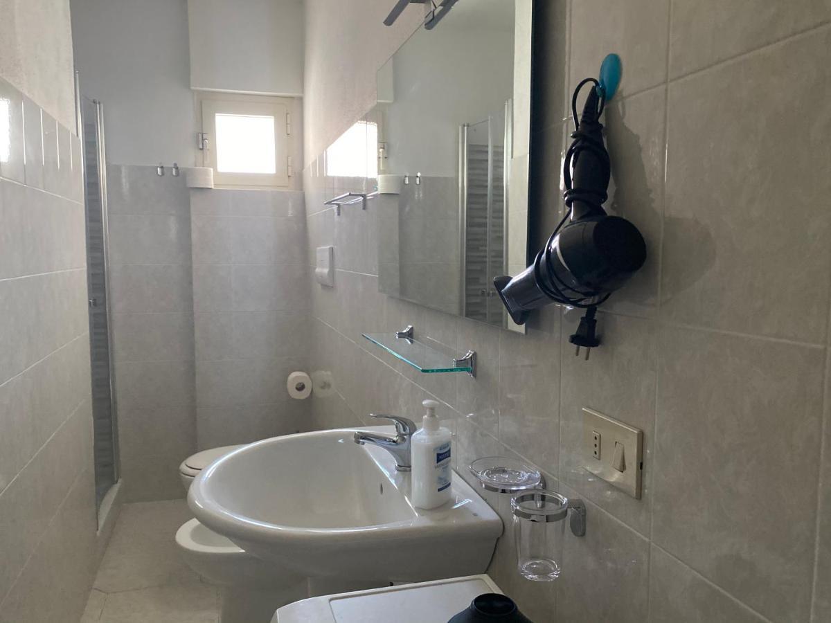 La Casa Gialla Cala Gonone Dış mekan fotoğraf