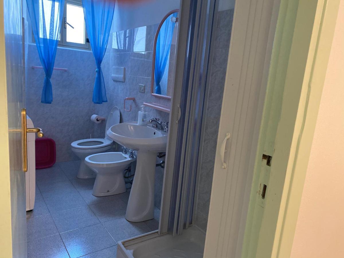 La Casa Gialla Cala Gonone Dış mekan fotoğraf