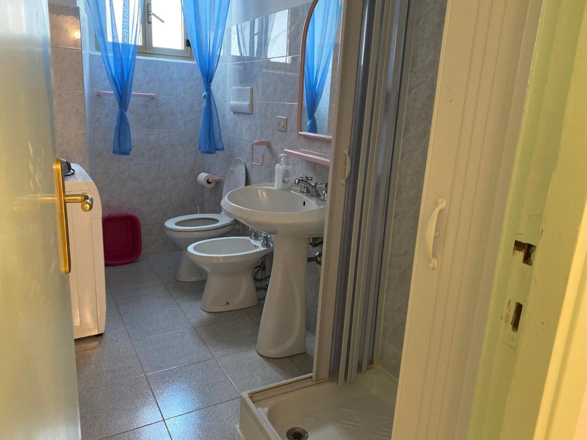 La Casa Gialla Cala Gonone Dış mekan fotoğraf